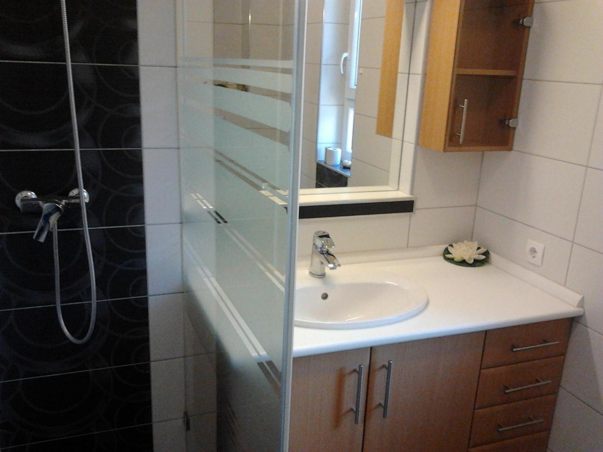 Mary Apartmanhaz Hévíz Exterior foto