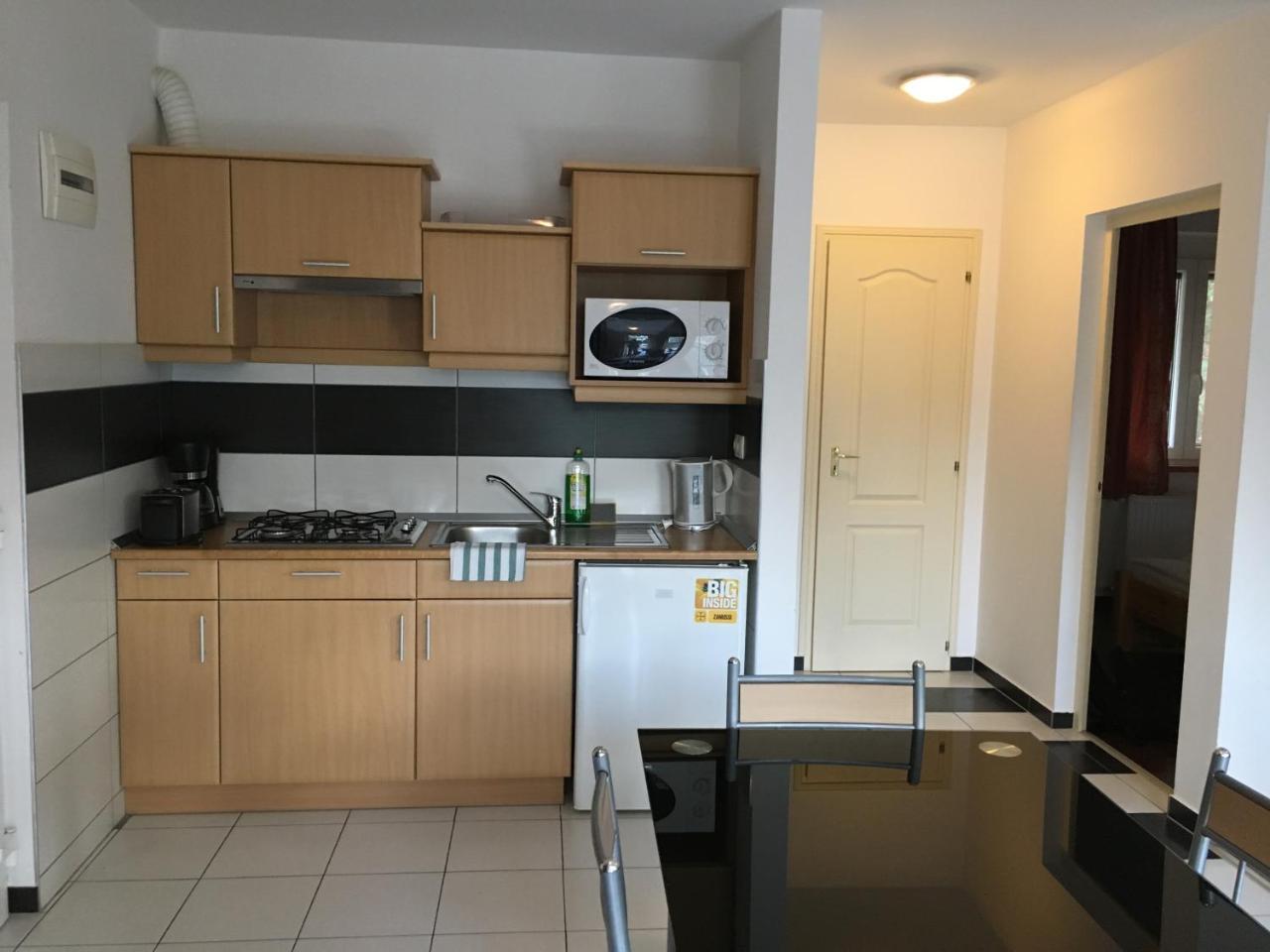 Mary Apartmanhaz Hévíz Exterior foto