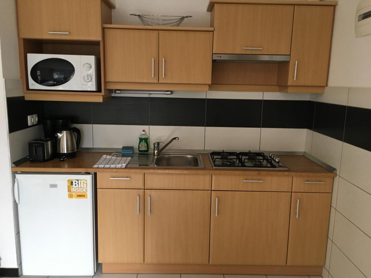 Mary Apartmanhaz Hévíz Exterior foto