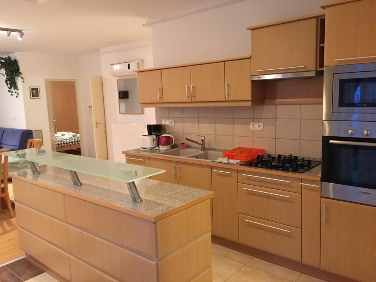 Mary Apartmanhaz Hévíz Exterior foto