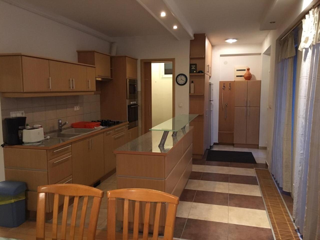 Mary Apartmanhaz Hévíz Exterior foto